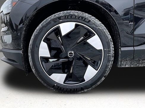 New 2026 Volvo EX30 Ultra w/ Climate Package image 12