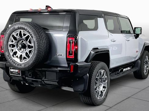 Certified 2025 GMC Hummer EV 2X w/ LPO, Sport Package image 11