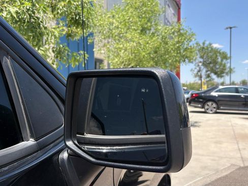 Used 2020 Chevrolet Silverado 1500 LT Trail Boss AWD/4WD image 3