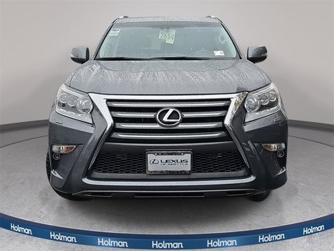 Used 2015 Lexus GX 460 image 3
