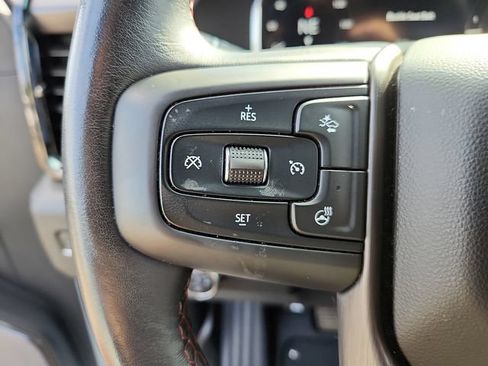 Used 2025 GMC Sierra 2500 AT4X AWD/4WD image 25
