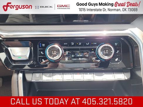 New 2026 GMC Sierra 2500 Denali w/ Denali Reserve Package AWD/4WD image 32