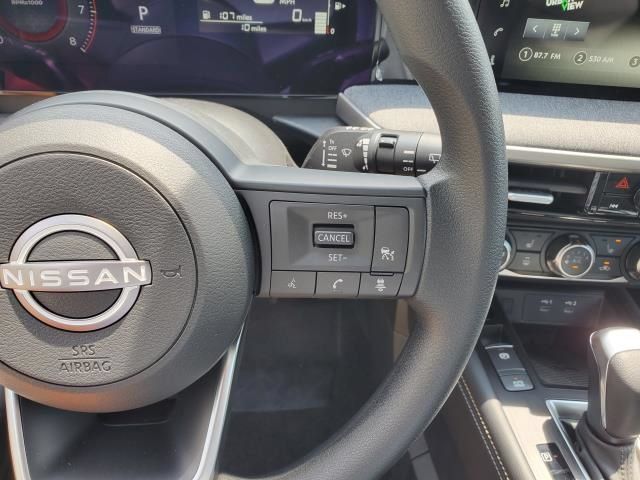 Used 2025 Nissan Kicks SV w/ SV Premium Package AWD/4WD image 16