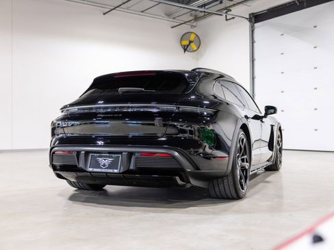 Used 2024 Porsche Taycan 4S image 4