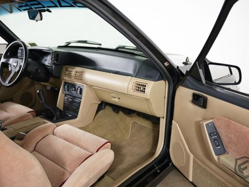 Used 1989 Ford Mustang LX image 34