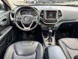 Used 2017 Jeep Cherokee Limited image 5