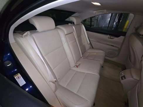 Used 2013 Lexus ES 350 w/ Luxury Pkg FWD image 11