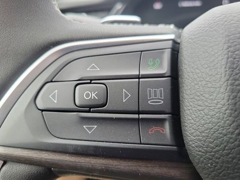 New 2026 Jeep Grand Cherokee Limited RWD image 18