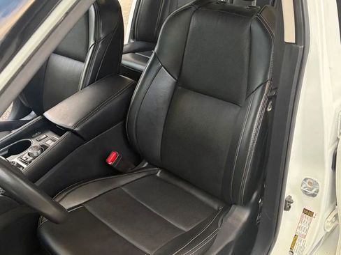 Used 2023 Nissan Maxima SV w/ Floor Mat Group image 17