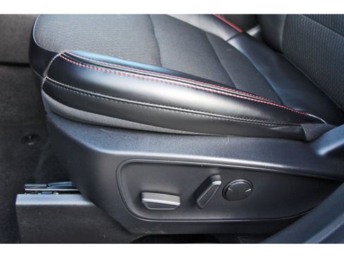 Used 2024 Ford Escape ST-Line w/ Tech Pack #1 FWD image 29