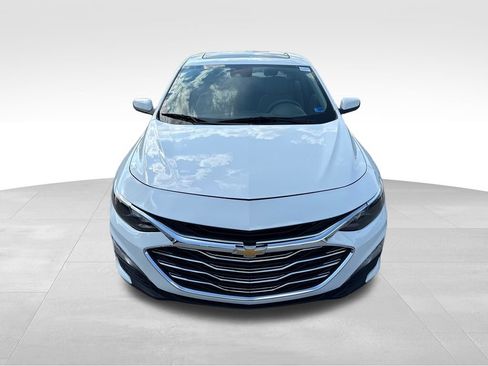Used 2024 Chevrolet Malibu LT FWD image 9