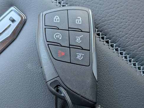 New 2026 GMC Yukon Denali w/ Denali Reserve Package image 37