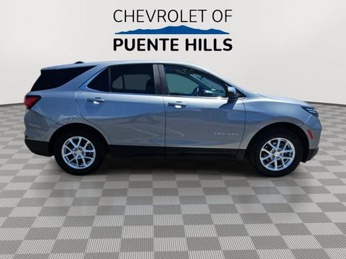 Used 2023 Chevrolet Equinox LT FWD image 9