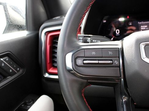 Used 2023 GMC Canyon AT4X image 15