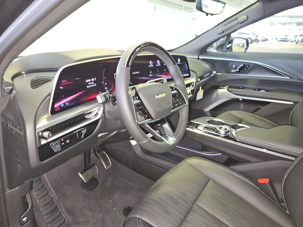 New 2026 Cadillac Lyriq V w/ LPO, Bronce Accent Package AWD/4WD image 24