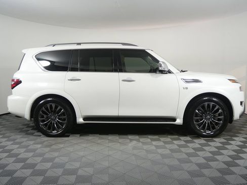 Used 2021 Nissan Armada Platinum w/ Captain's Chairs Package RWD image 2