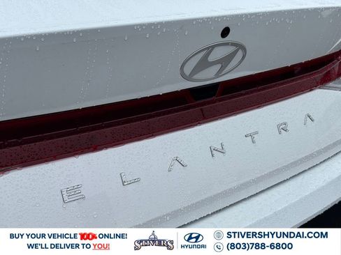 New 2026 Hyundai Elantra SE image 14
