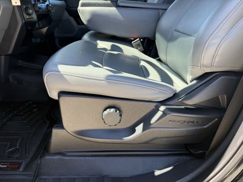 Used 2024 Ford F350 XL w/ XL Chrome Package image 27