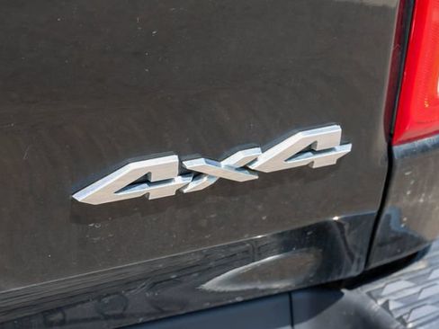 Used 2020 RAM 1500 Big Horn AWD/4WD image 9