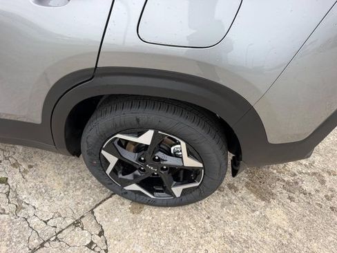 New 2026 Kia Seltos S AWD/4WD image 6