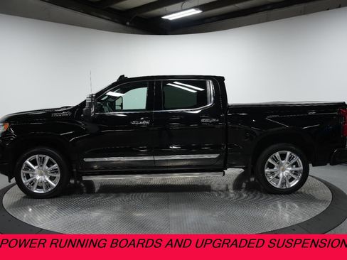 Used 2024 Chevrolet Silverado 1500 High Country w/ High Country Premium Package image 5