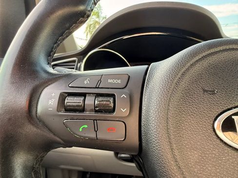 Used 2016 Kia Sedona EX FWD image 14