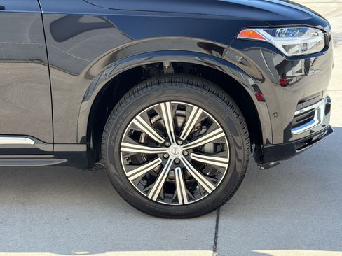Used 2023 Volvo XC90 B6 Plus AWD/4WD image 13