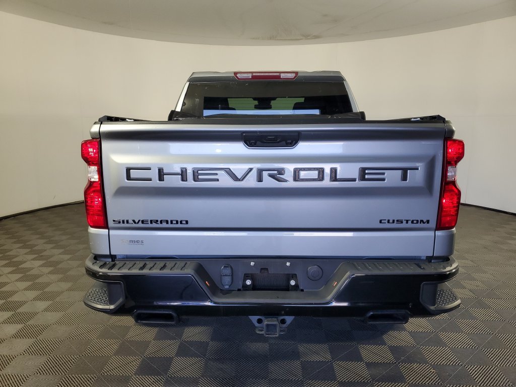 Certified 2024 Chevrolet Silverado 1500 Custom Trail Boss w/ LPO, Dark Essentials Package AWD/4WD image 5