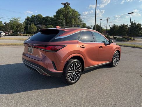 Certified 2023 Lexus RX 350 Premium Plus w/ Accessory Package AWD/4WD image 4
