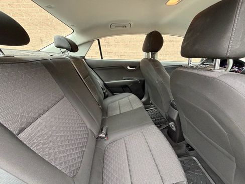 Used 2018 Kia Rio S image 18