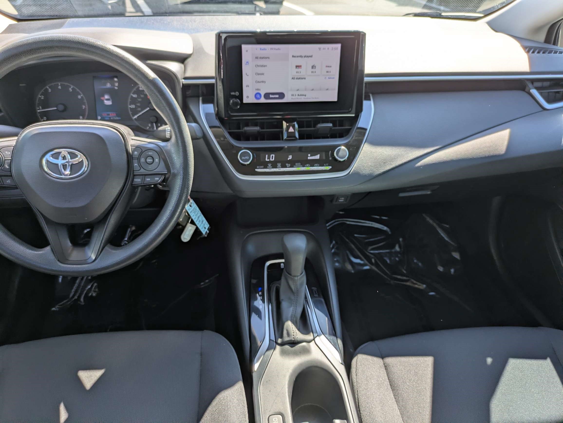 Used 2023 Toyota Corolla LE FWD image 21