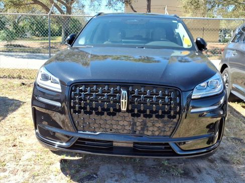 Used 2025 Lincoln Corsair Reserve w/ Jet Appearance Package image 2