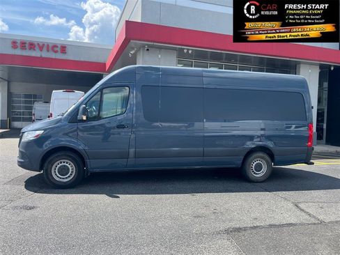 Used 2019 Mercedes-Benz Sprinter 170 image 4