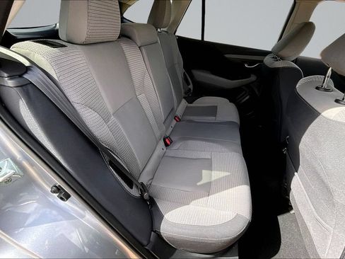 Used 2024 Subaru Outback Premium AWD/4WD image 25