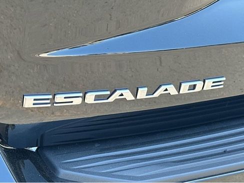 New 2026 Cadillac Escalade Sport image 17