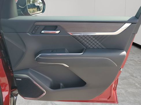 New 2026 GMC Acadia Denali w/ Super Cruise Package image 13