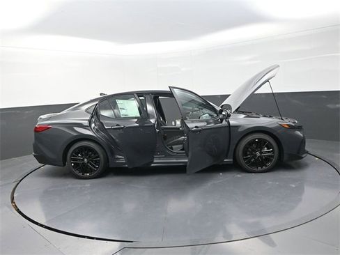 New 2026 Toyota Camry SE image 42