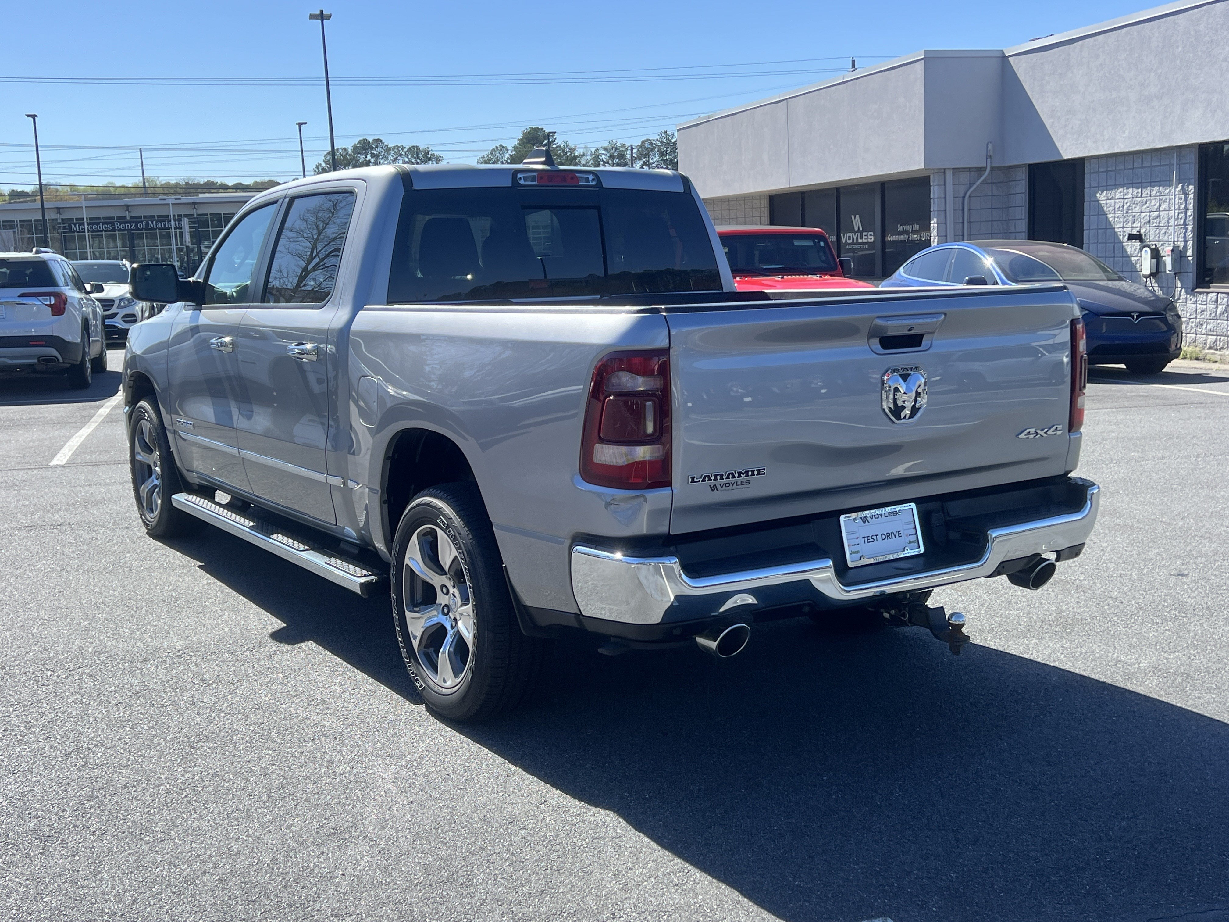Used 2023 RAM 1500 Laramie AWD/4WD image 6
