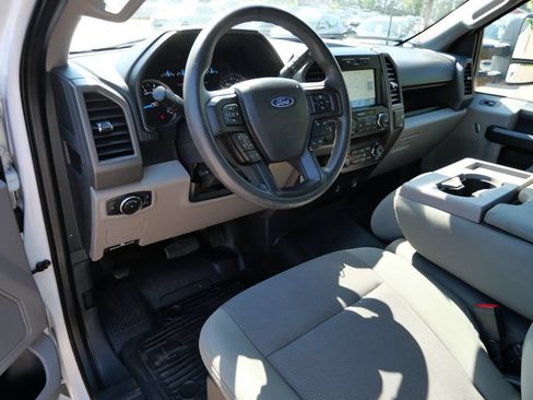 Used 2022 Ford F350 XL w/ Power Equipment Group AWD/4WD image 3