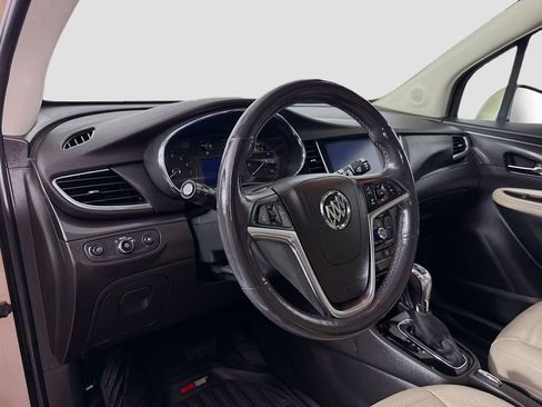 Used 2019 Buick Encore Essence image 9