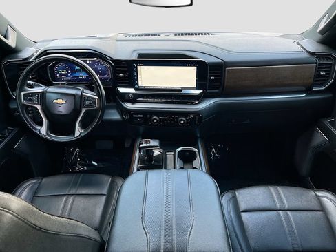 Used 2023 Chevrolet Silverado 1500 High Country AWD/4WD image 23