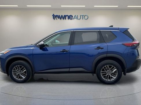 Used 2023 Nissan Rogue S AWD/4WD image 2