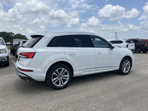 Used 2025 Audi Q7 3.0T Premium Plus AWD/4WD image 2