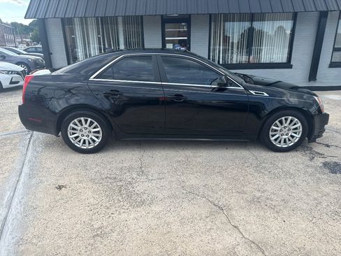 Used 2011 Cadillac CTS Luxury RWD image 8