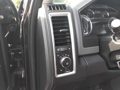 Used 2017 RAM 1500 Big Horn image 22