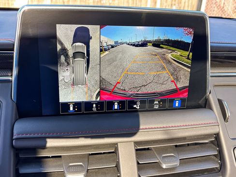 Used 2023 Chevrolet Tahoe RST w/ Luxury Package image 24