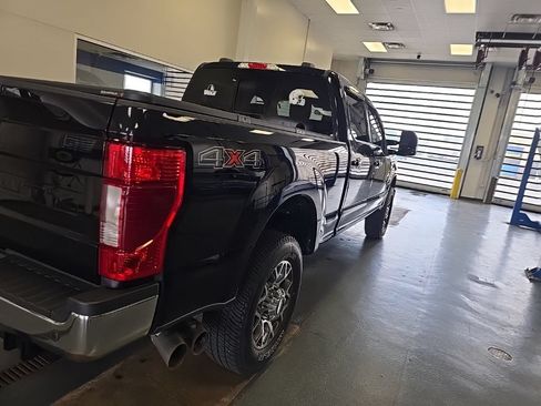 Used 2020 Ford F350 Lariat w/ Lariat Ultimate Package AWD/4WD image 3