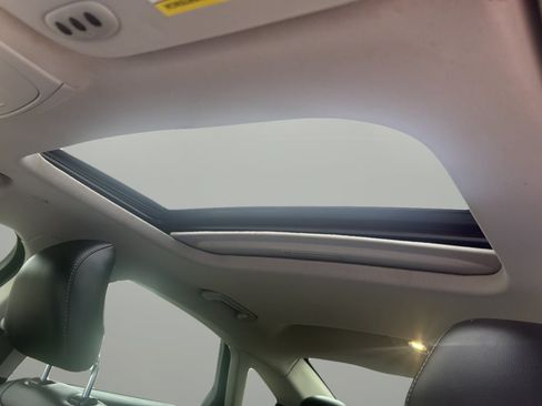 Used 2014 Ford Fusion Energi SE FWD image 11