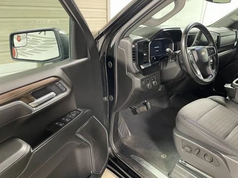 Used 2025 Chevrolet Silverado 1500 LT w/ Work Truck Package AWD/4WD image 10