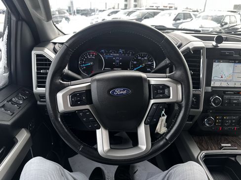 Used 2018 Ford F350 Lariat image 9